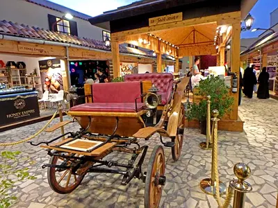 Classic Horse-Drawn Victoria Carriage (Fiacre) for Sale