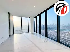 Spacious Corner 3 Bedroom+ Maid Room || High Floor || Skyline & Sea View