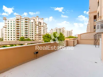 Huge Modern 2BR I Park View I Elegantly Renovated