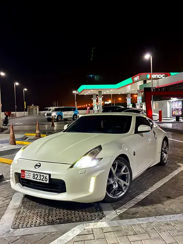 2013 Nissan 370Z Touring GCC Specs - Rare Touring Trim, Excellent Condition