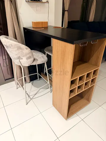 Compact kitchen island with built-in wine rack and 2 stools - light oak