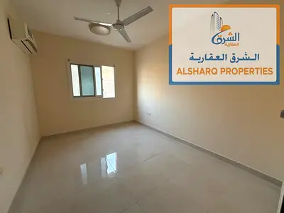 غرفة وصالة-بلكونة-تكييف اسبليت-مساحة واسعة-علي مخرج دبي مباشر-قريب من جميع الخدمات-
