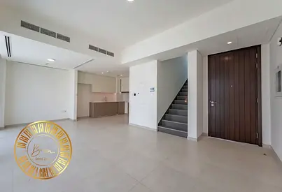 3 BEDROOM - NEAR POOL & GYM - CHILLER FREE