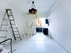 Lavish and Spacious studio separate kitchen, central AC. New Muwaileh.