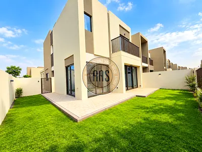 Luxury 4BR + Maid | Prime Community | Near All Amenities | La Violeta 2