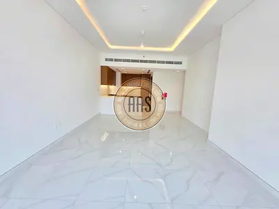 BRAND NEW | LUXURIOUS 2BRK FLAT FOR RENT | WALKING DISTANCE FROM METRO