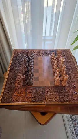 Hand-carved Wooden hand made Chess Set with Storage - Vintage Style