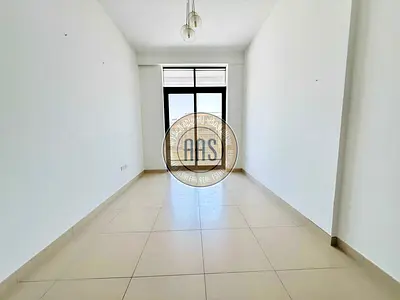 Burj Khalifa View | Huge balcony | Kitchen appliances |