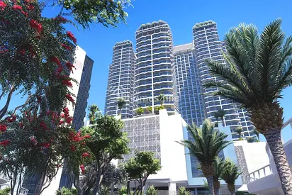 Lake View | Fully Furnished | High Floor | 2Y PHPP