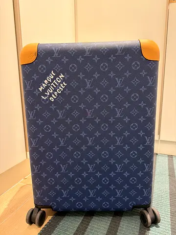 Louis Vuitton Rolling Luggage Horizon