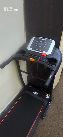 Used electric treadmill in good working condition