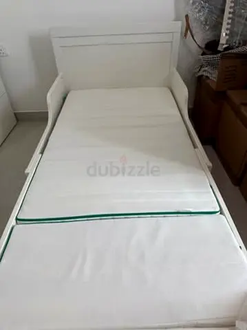 IKEA Sundvig extendable kids bed 80 x 200 + bed base + mattress;