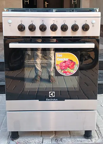 Electrolux 60×60cm 4burners gas cooker good condition perfect working