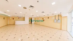 Fitted Retail Space | Vacant | Lake View