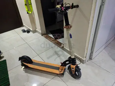 Used electric scooter inokim light 2 used only 7 to 8 months good condition only minor scratches