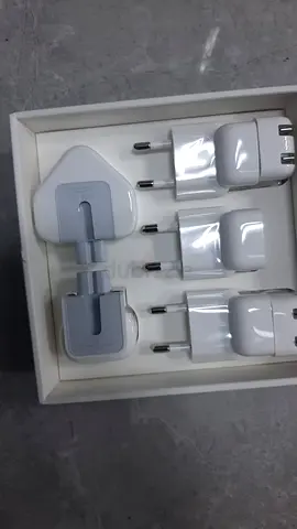 APPLE WORLD TRAVEL ADAPTER KIT MD837AM/A WHITE