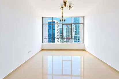 FAMILY HOME IDEA | SPACIOUS BRIGHT LAYOUT | VACANT
