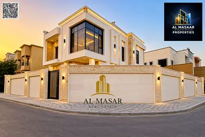 Modern corner villa with a large setback in front and a spacious plot; freehold ownership; includes