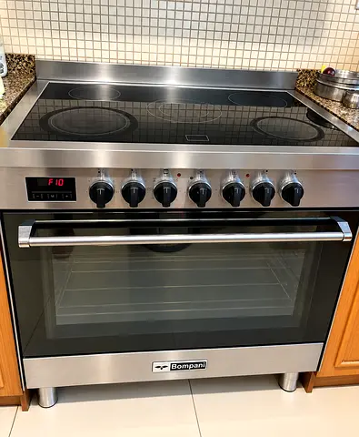Electric Cooking Range