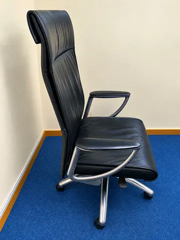 Office executive chair