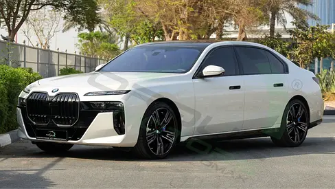 ( For Export ) 2026 BMW 7-Series 760i xDrive M 4.4TT V8 AWD GCC BRAND NEW