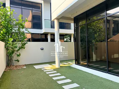 3 Bedrooms | Amazing Location | Unfurnished