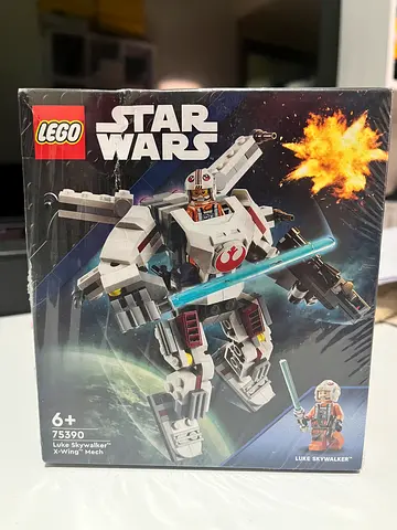 LEGO Star Wars Luke Skywalker Mech (75390)