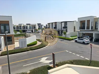 Single Row! Brand New Spacious 3bhk Villa ! Faimly community