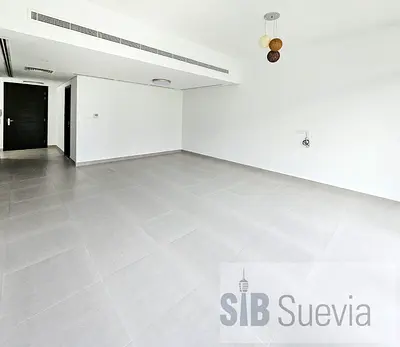 Bright | 3 Bed | Well Maintained