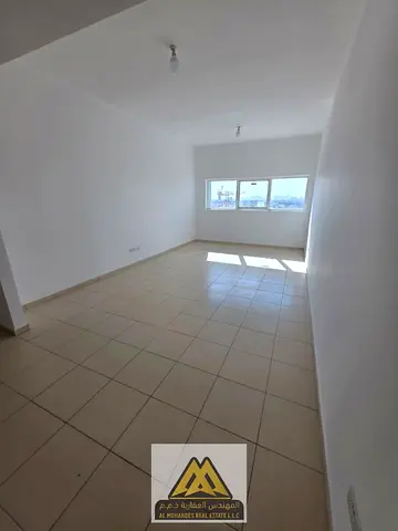 Studio for sale in Ajman One, 670 sq ft, vacant and ready to move in, with a fully open view. Asking price: AED 315,000 cash.