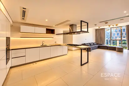 3 BED PLUS STUDY I MODERN I VACANT