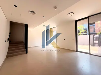 للإيجار | فيلا 4 غرف نوم في سارُو 🏡