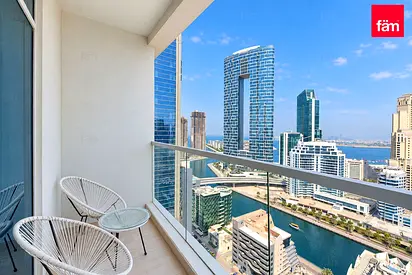 Chic Studio| Furnished | 5 min to the Beach