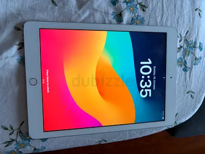 Apple iPad 6th Gen 9.7-inch, Good Working Condition