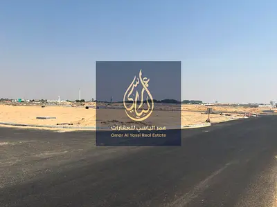أرض زاوية تجارية سكنية للبيع في بليدة 3 | 3,291 قدم²