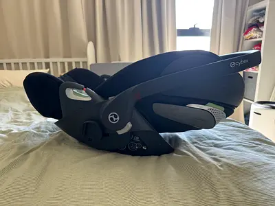 Cybex Cloud T i-Size