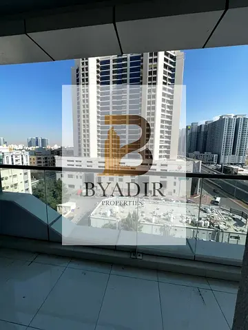 شقة غرفة وصالة بالراشدية شارع الشيخ خليفة