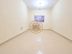 Front of bus chiller free huge Studio with all amenities