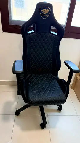 COUGAR ROYAL GAMING CHAIR