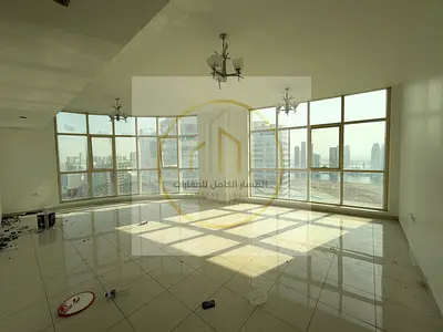Sea View | Parking | Luxury Finishing | Gym | Pool | Kids’ Area | Sauna & Jacuzzi | Built-in Wardrobes | Direct Dubai Access
