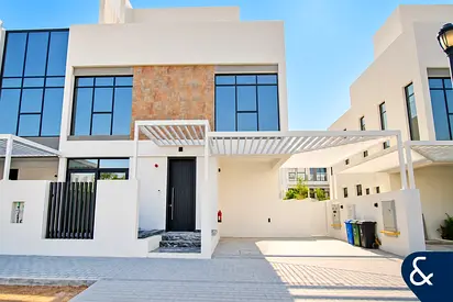4 Bedroom | Corner Plot | Viewable Now