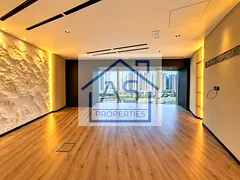 Fitted Office | Chiller Free | Satwa/SZR View