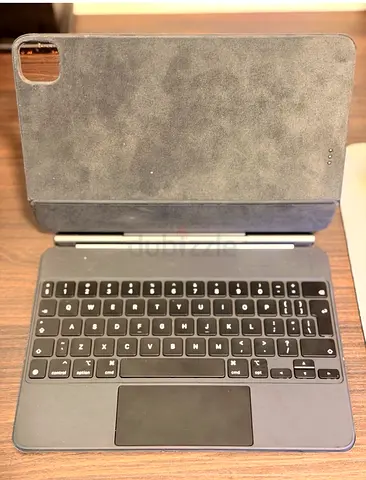 Apple Magic Keyboard – For iPad Air 4th / 5th Generation