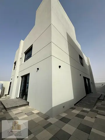 فيلا فاخرة للبيع في الرحمانية الشارقة | أول ساكن فرصة مميزة لامتلاك فيلا جديدة بتصميم عصري وتشطيبات راقية، خالية وجاهزة للسكن الفوري