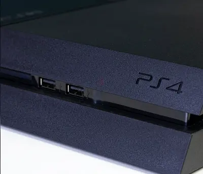 PS4 Base 500GB [Controller + 2 Games]