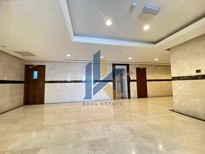 شقة عصرية مكونة من غرفتي نوم للإيجار – مدينة تلال