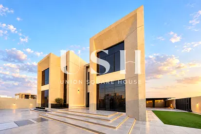 Spacious 3BR Villa | Private Garden | Full Furniture