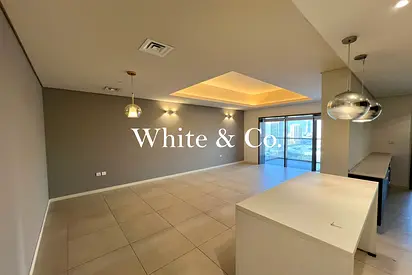 UNFURNISHED | AMPLE SPACE | HIGH FLOOR