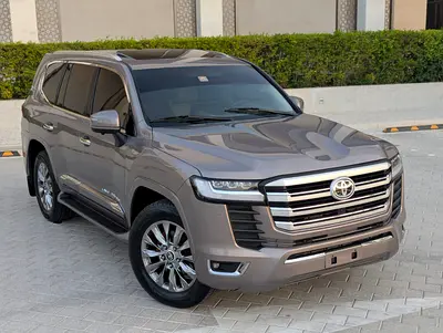 2013 Toyota Land Cruiser VXR GCC Specs – Facelifted 2025 V8 4.6L Condition, Well Maintained
