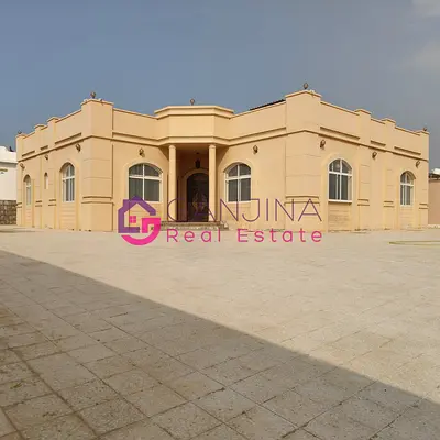 Elegant 3(+1)BR Furnished Villa + Huge Yard